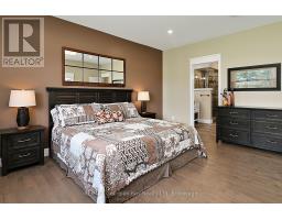 1 Park Street, Penetanguishene, ON L9M1P8 Photo 18
