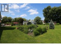 1 Park Street, Penetanguishene, ON L9M1P8 Photo 44