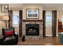 Primary Bedroom - 1 Park Street, Penetanguishene, ON L9M1P8 Photo 8