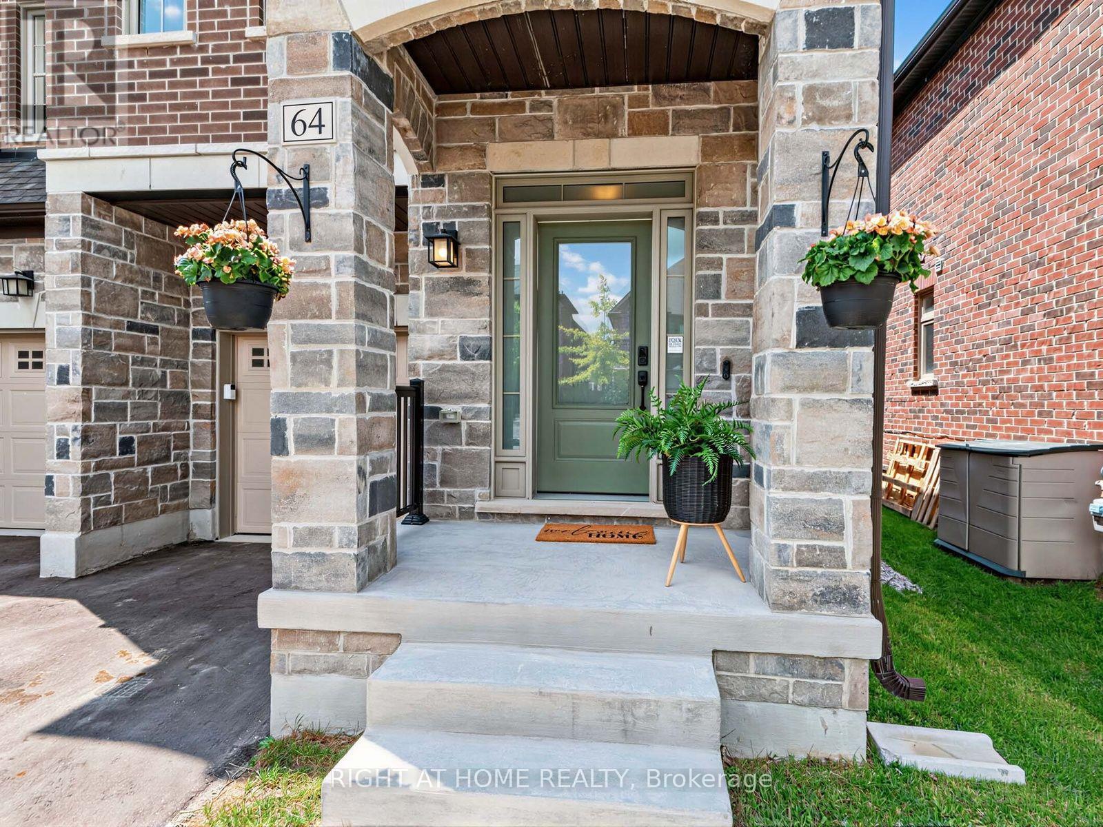 64 BEECHBOROUGH CRESCENT - 6