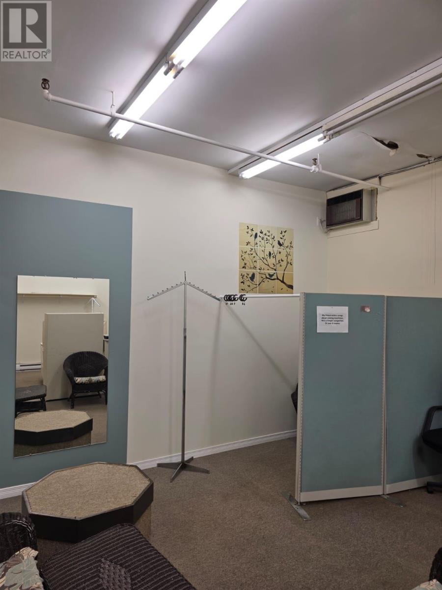 642 Queen ST E # 8, Sault Ste. Marie — photo 3