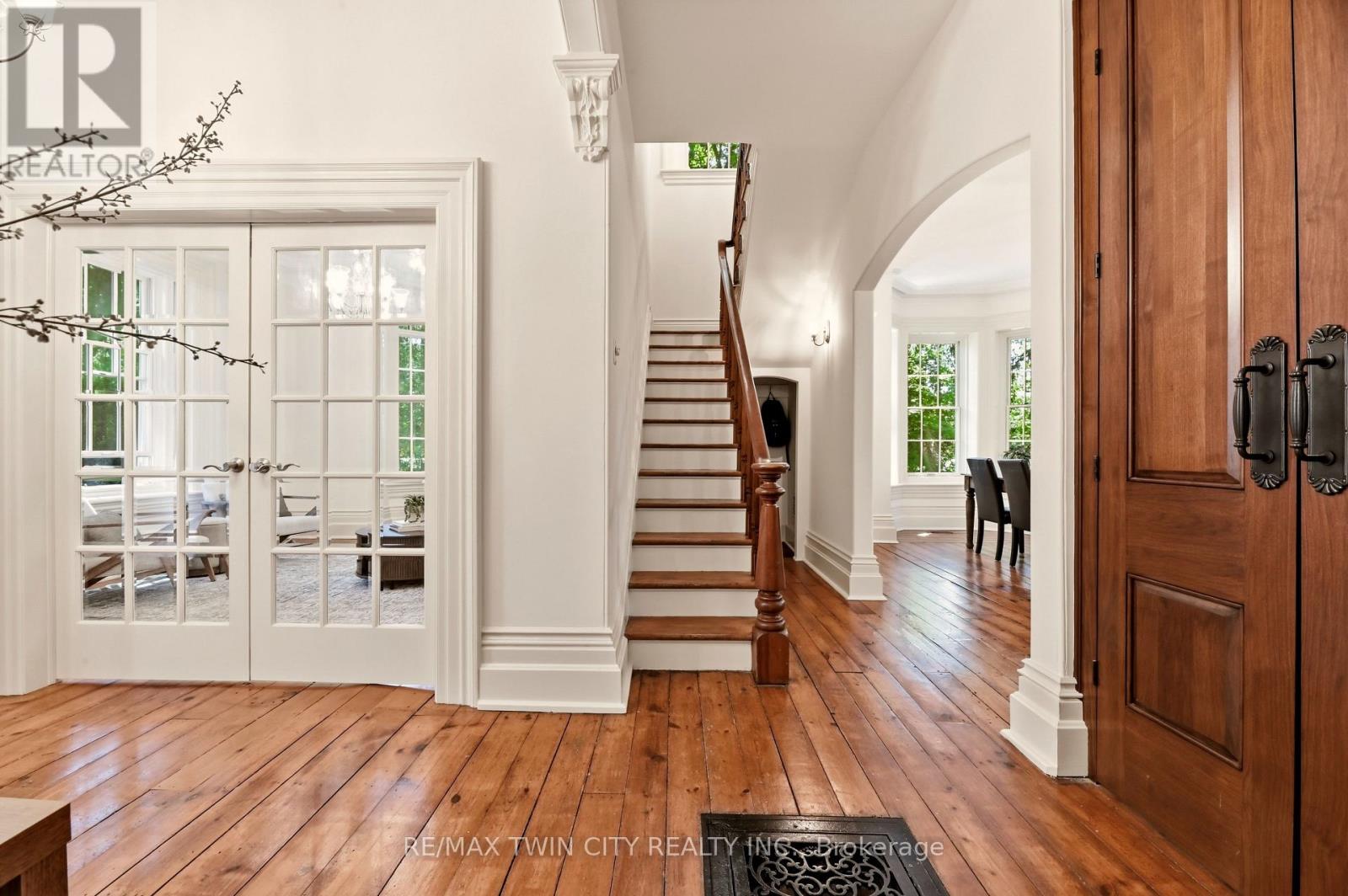 25 DUNBAR STREET - 4