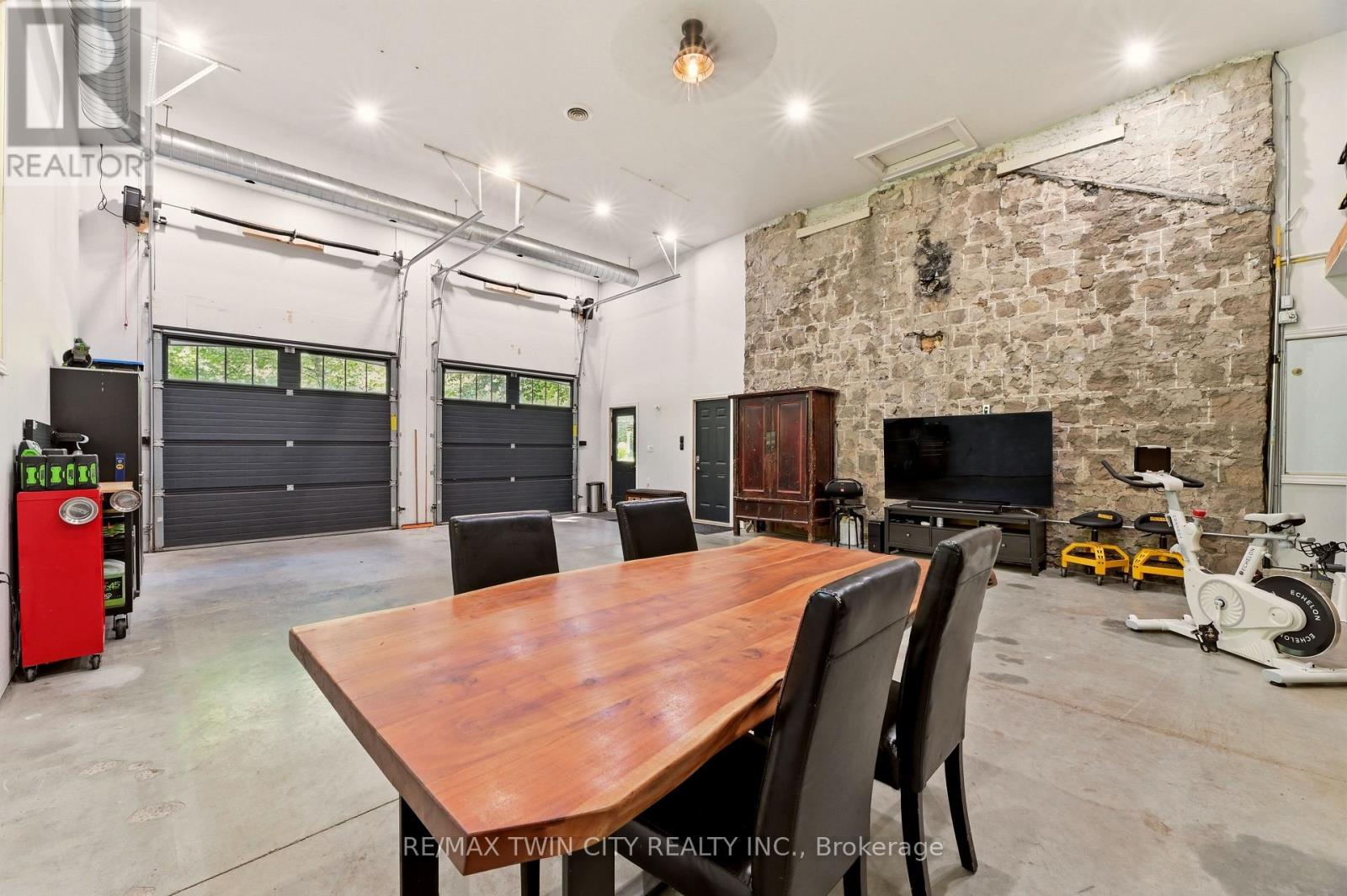 25 DUNBAR STREET - 7