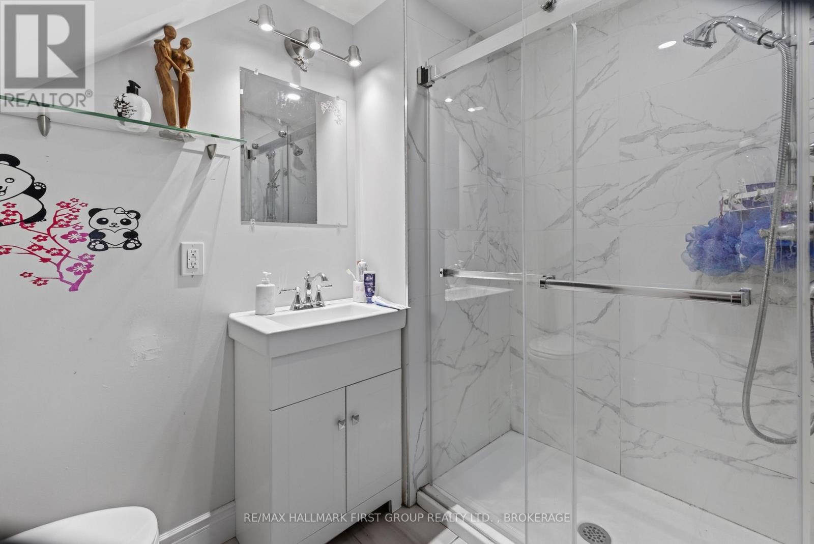 667 MONTREAL STREET - 28