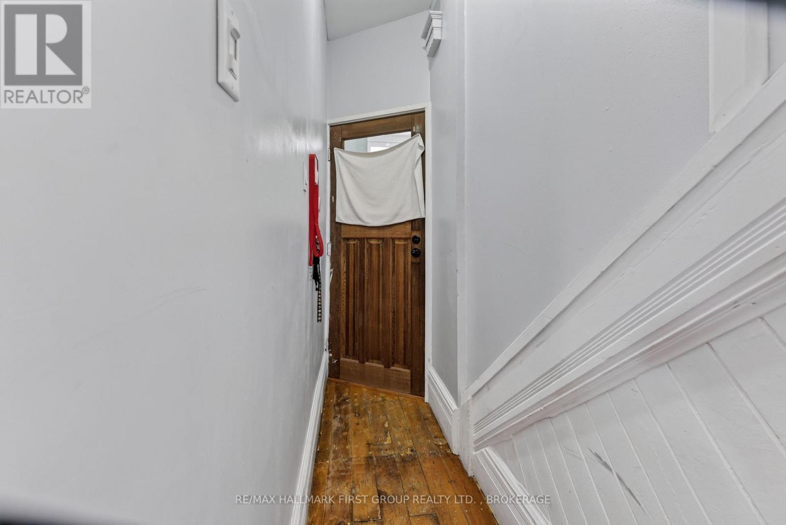667 MONTREAL STREET - 8
