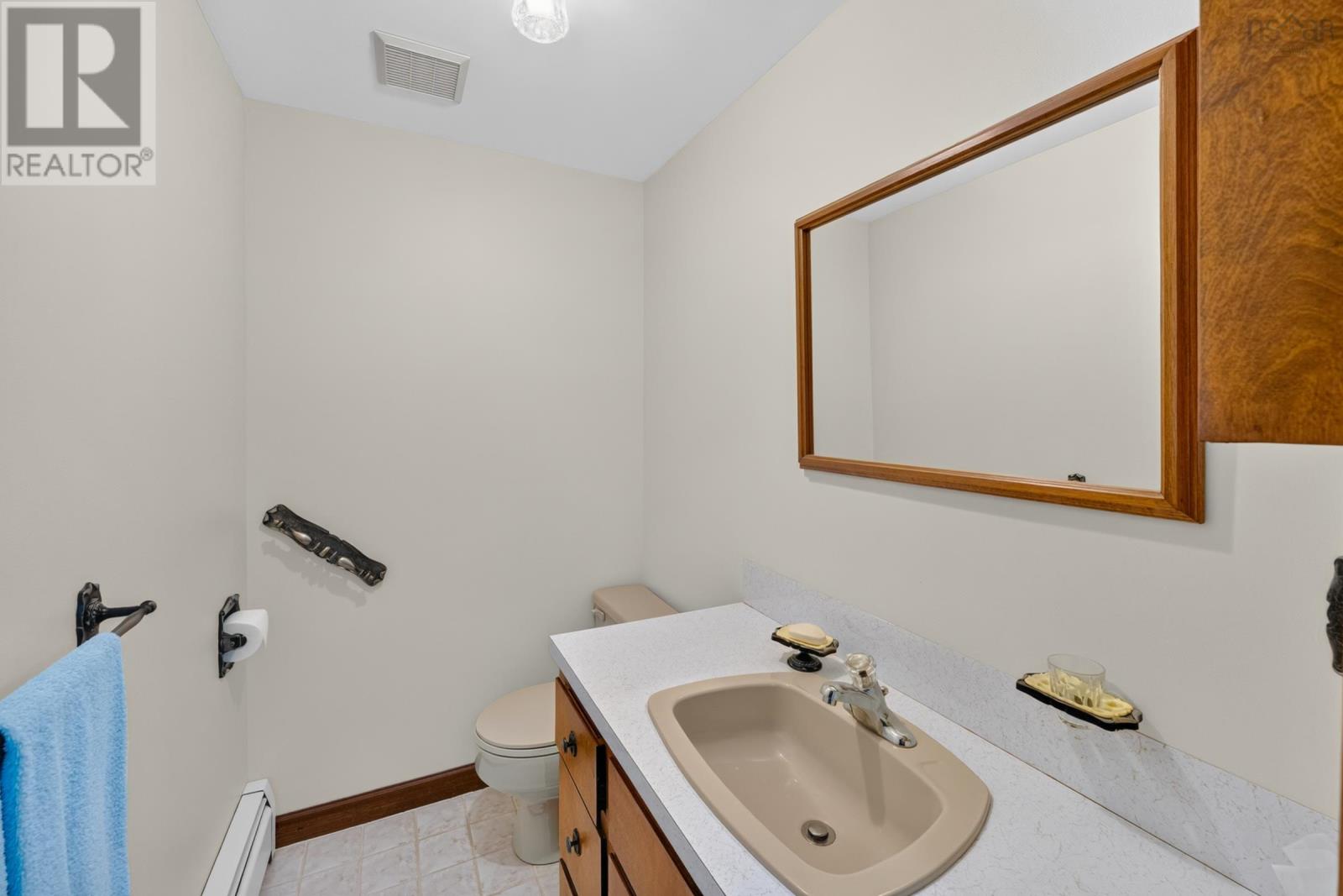 1729 Riverside Road - 34