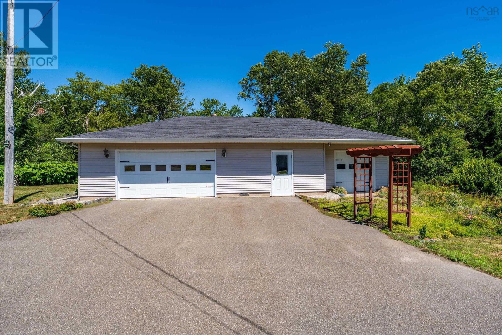 1729 Riverside Road - 49