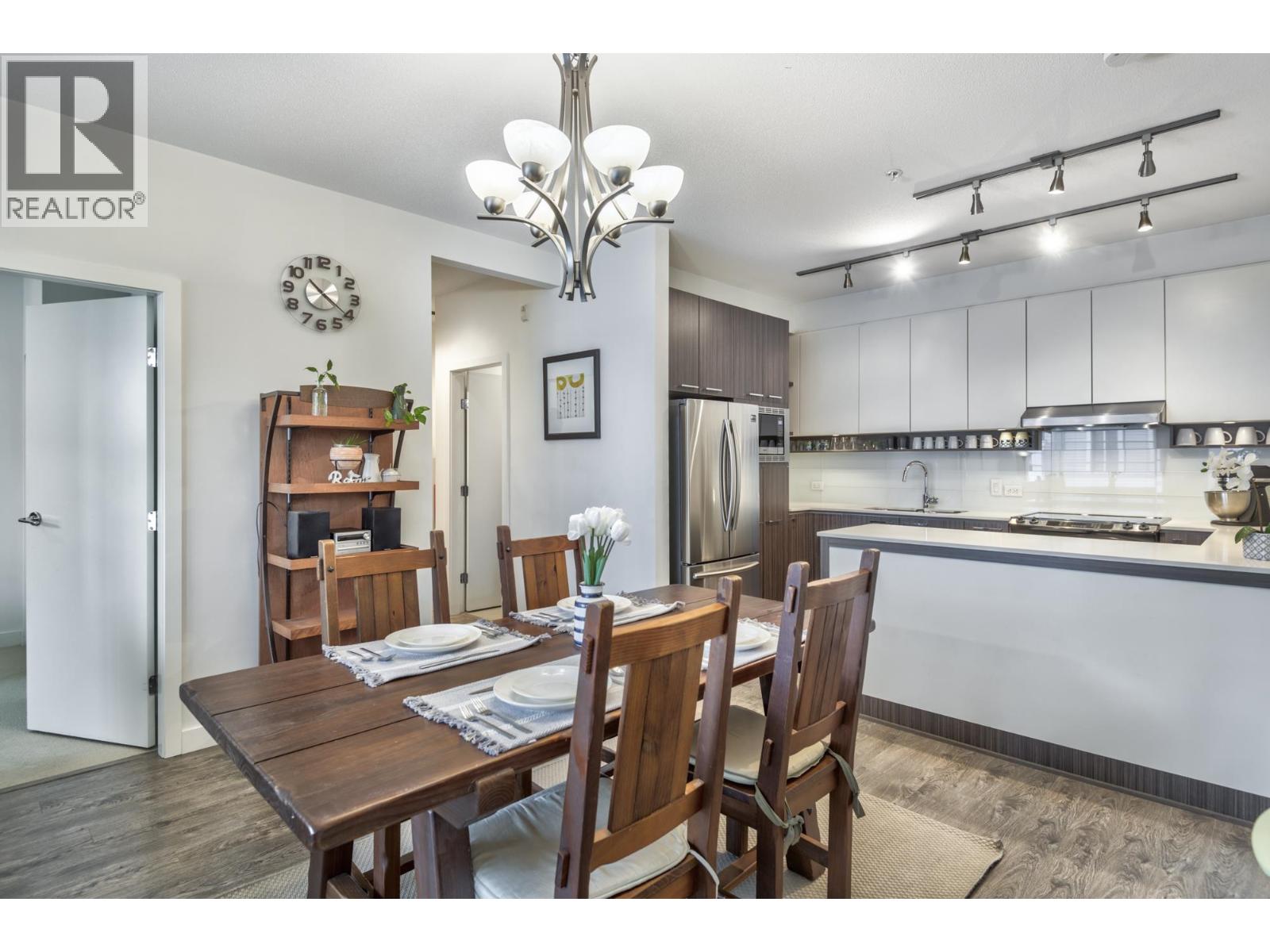 3 Bed, 2 Bath Apartment for Sale in Coquitlam – 309 545 FOSTER AVENUE, Coquitlam – MLS# R3125220 - Image 5