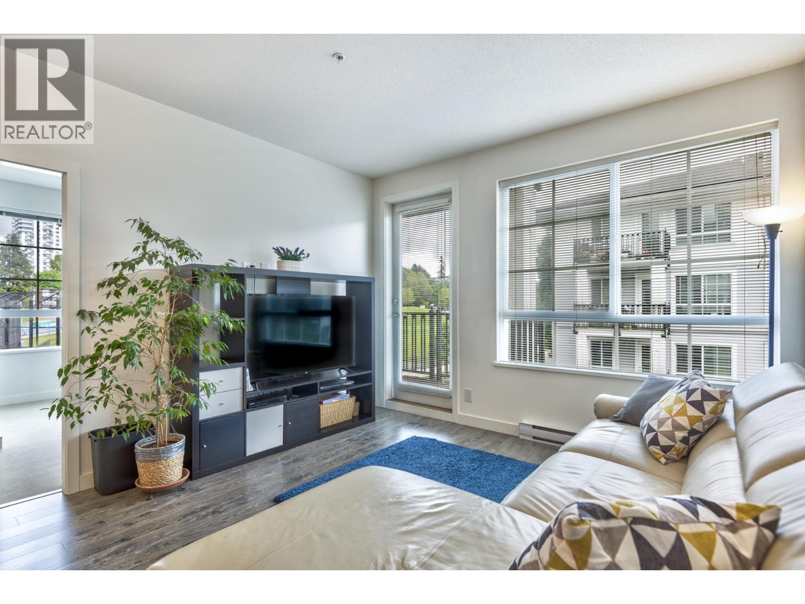 3 Bed, 2 Bath Apartment for Sale in Coquitlam – 309 545 FOSTER AVENUE, Coquitlam – MLS# R3125220 - Image 9