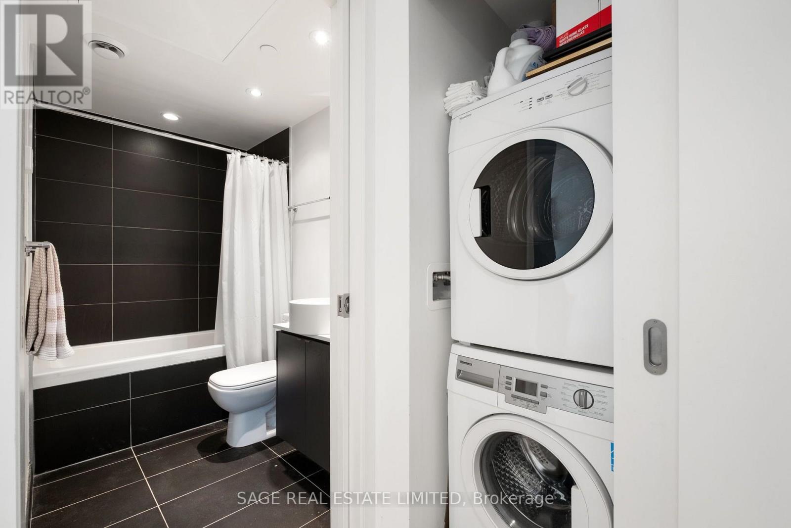 #706 60 COLBORNE STREET - Image 19