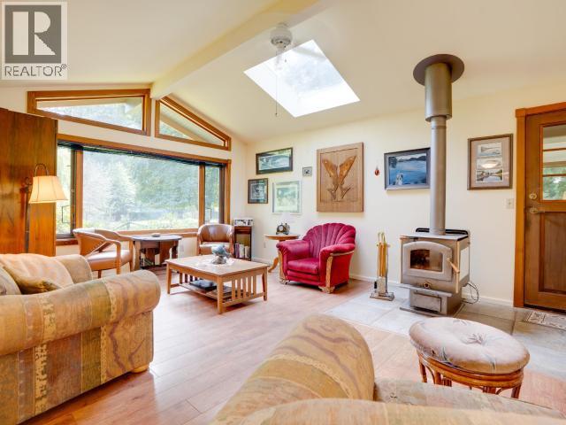 10440 KELLY CREEK ROAD, Powell River