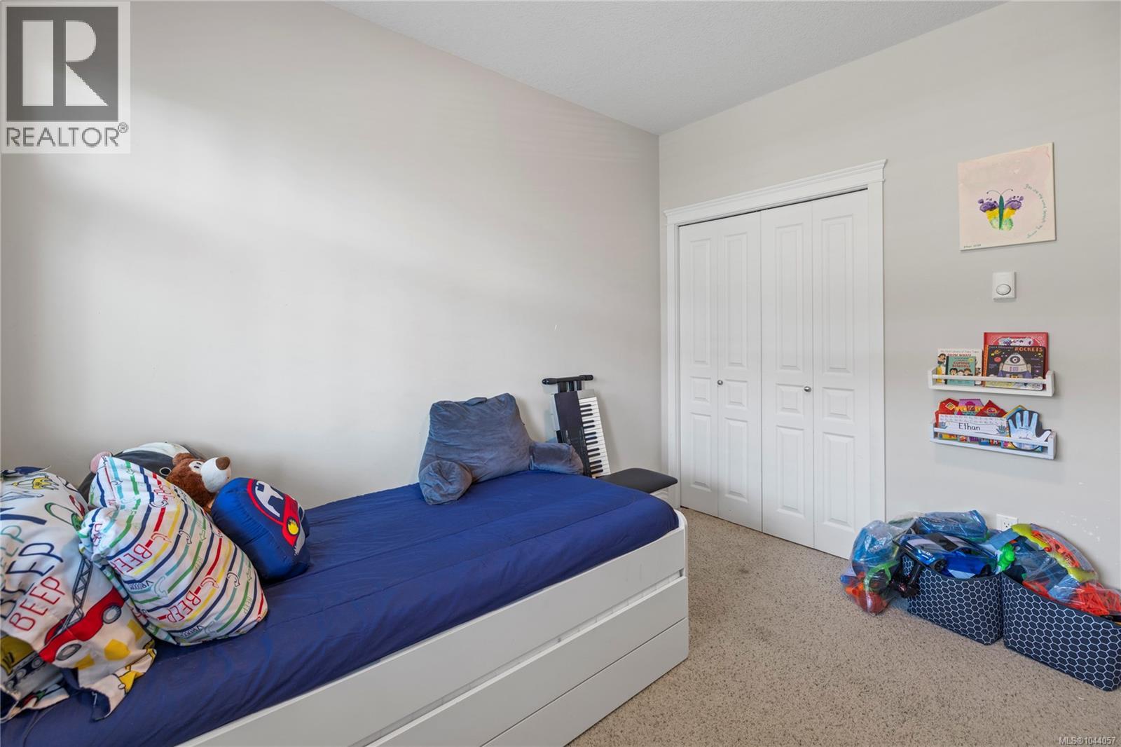 #204 2117 Meredith Rd - 18