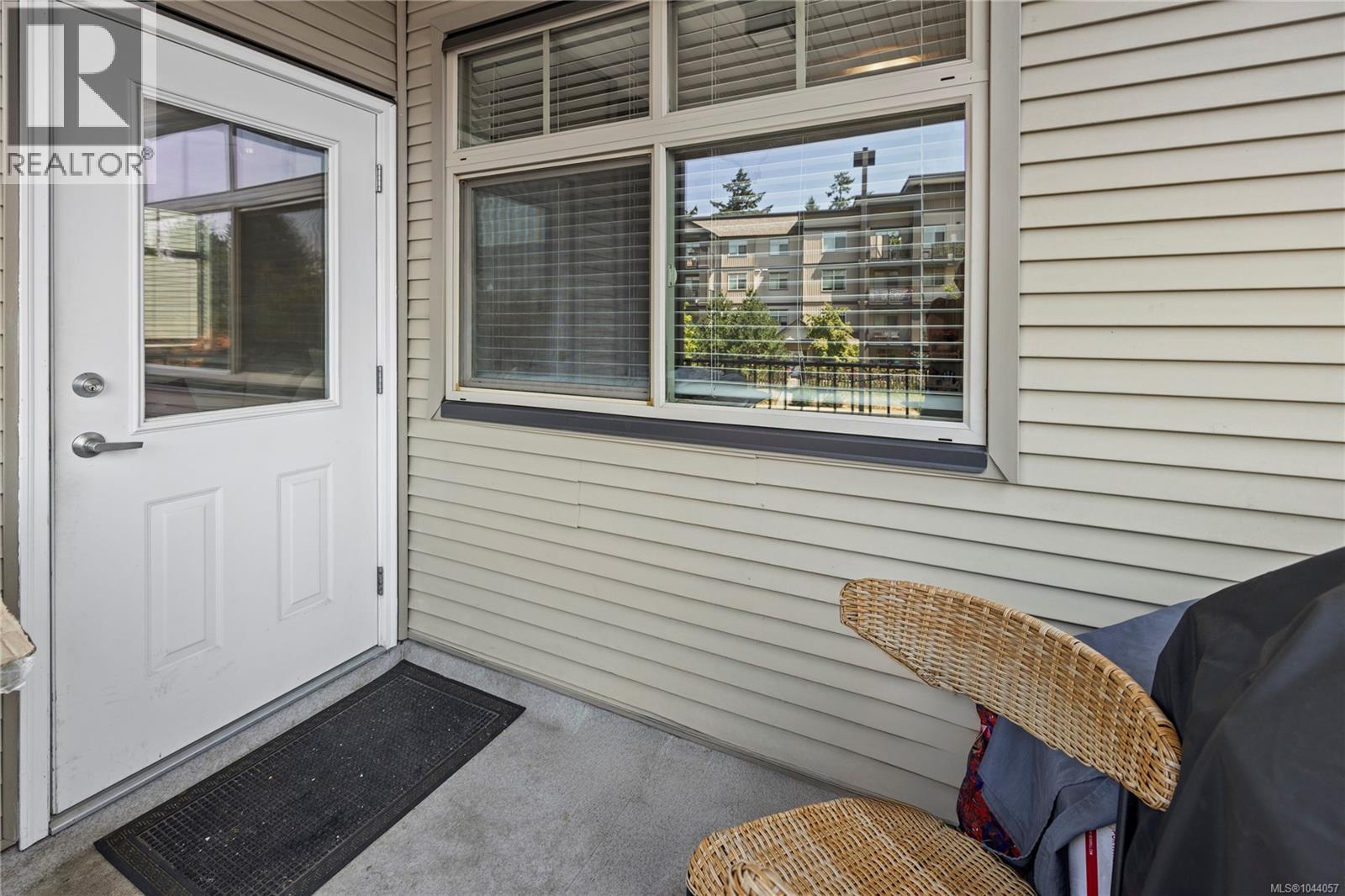 #204 2117 Meredith Rd - 23