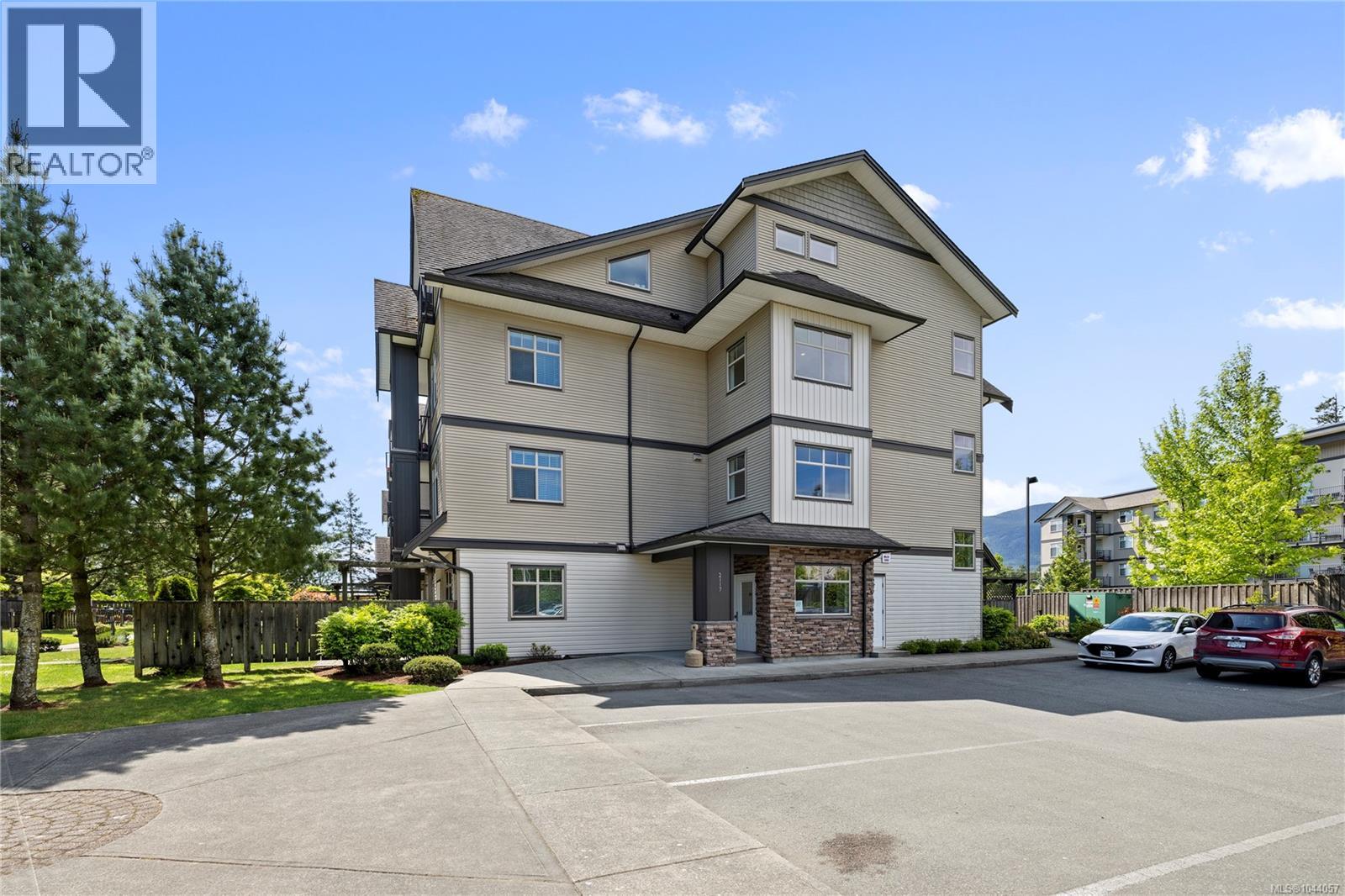 #204 2117 Meredith Rd - 30