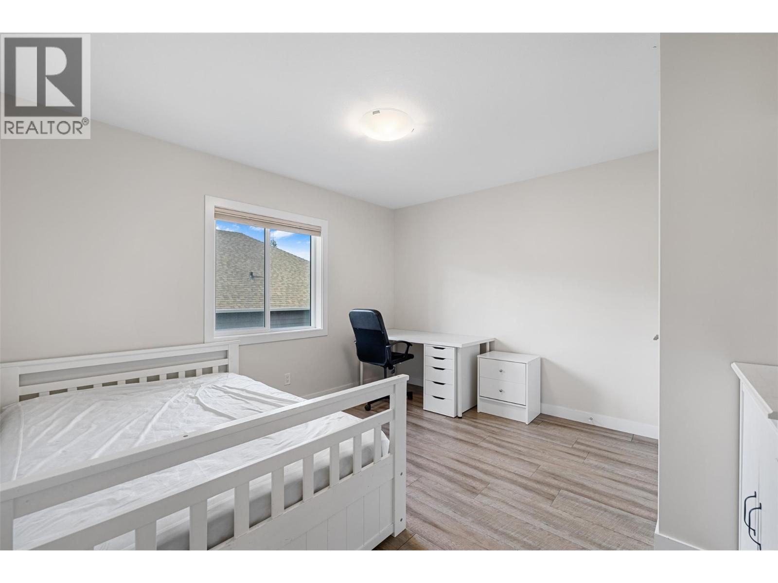 695 Concordia Street - 34