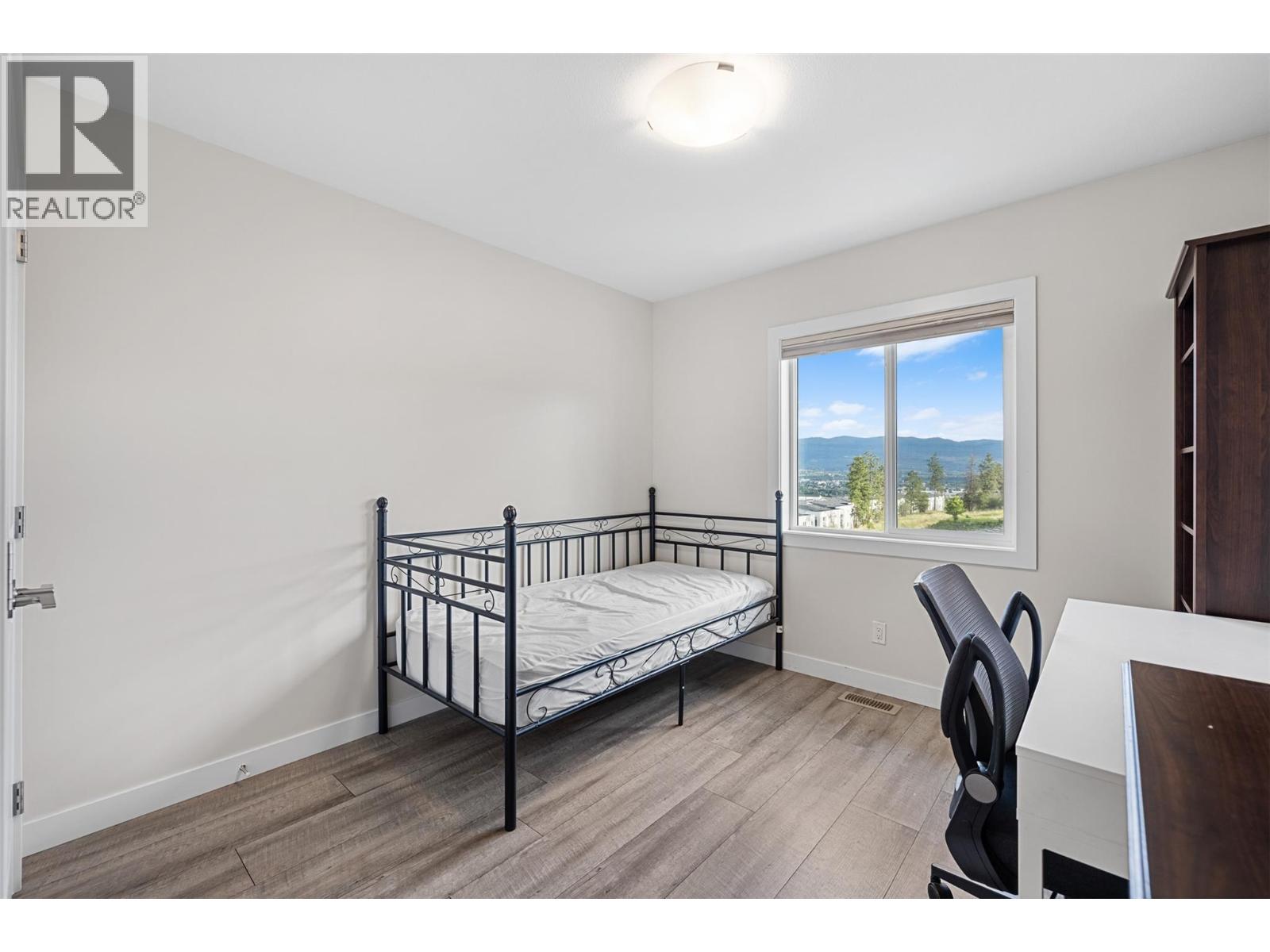 695 Concordia Street - 31