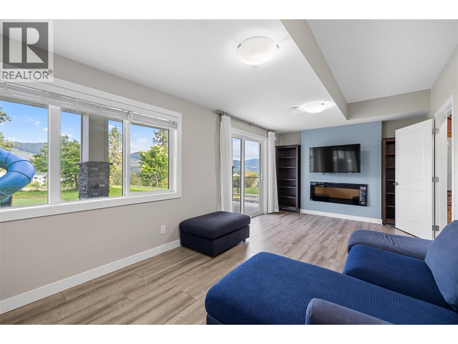 695 Concordia Street - 40