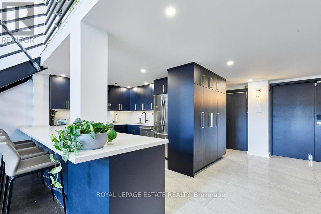 #217 1173 DUNDAS STREET E - 3