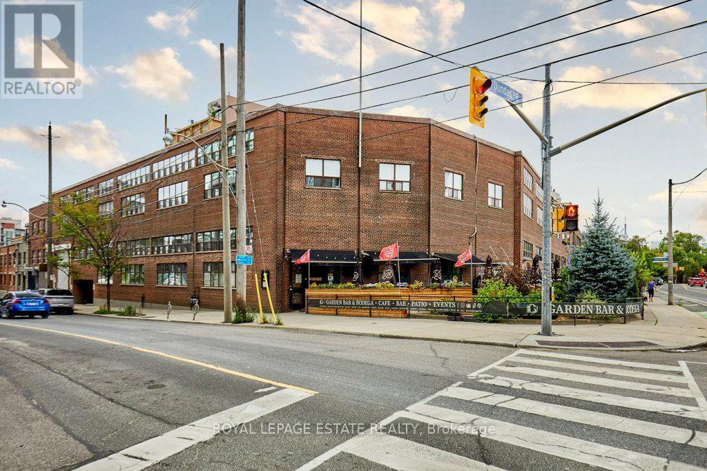 #217 1173 DUNDAS STREET E - 33