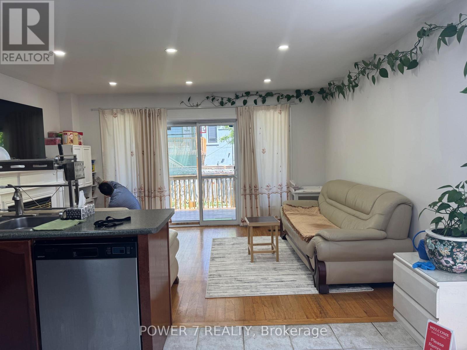 85B MAYBOURNE AVENUE - 12