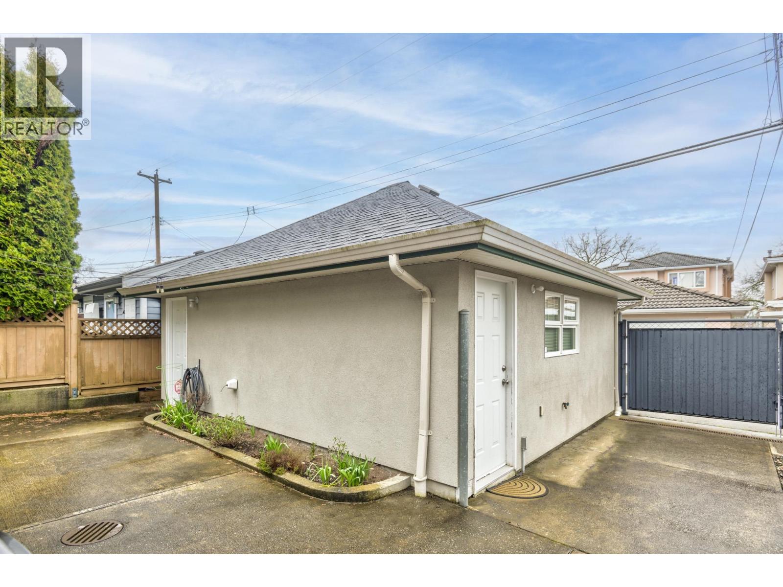 3 Bed, 3 Bath House for Sale in Burnaby – 4355 ALBERT STREET, Burnaby – MLS# R3131979 - Image 28