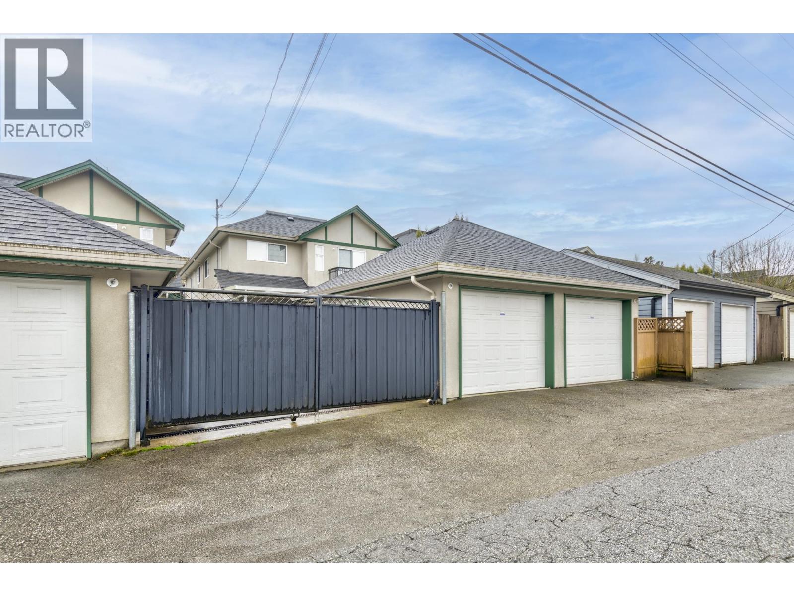 3 Bed, 3 Bath House for Sale in Burnaby – 4355 ALBERT STREET, Burnaby – MLS# R3131979 - Image 29