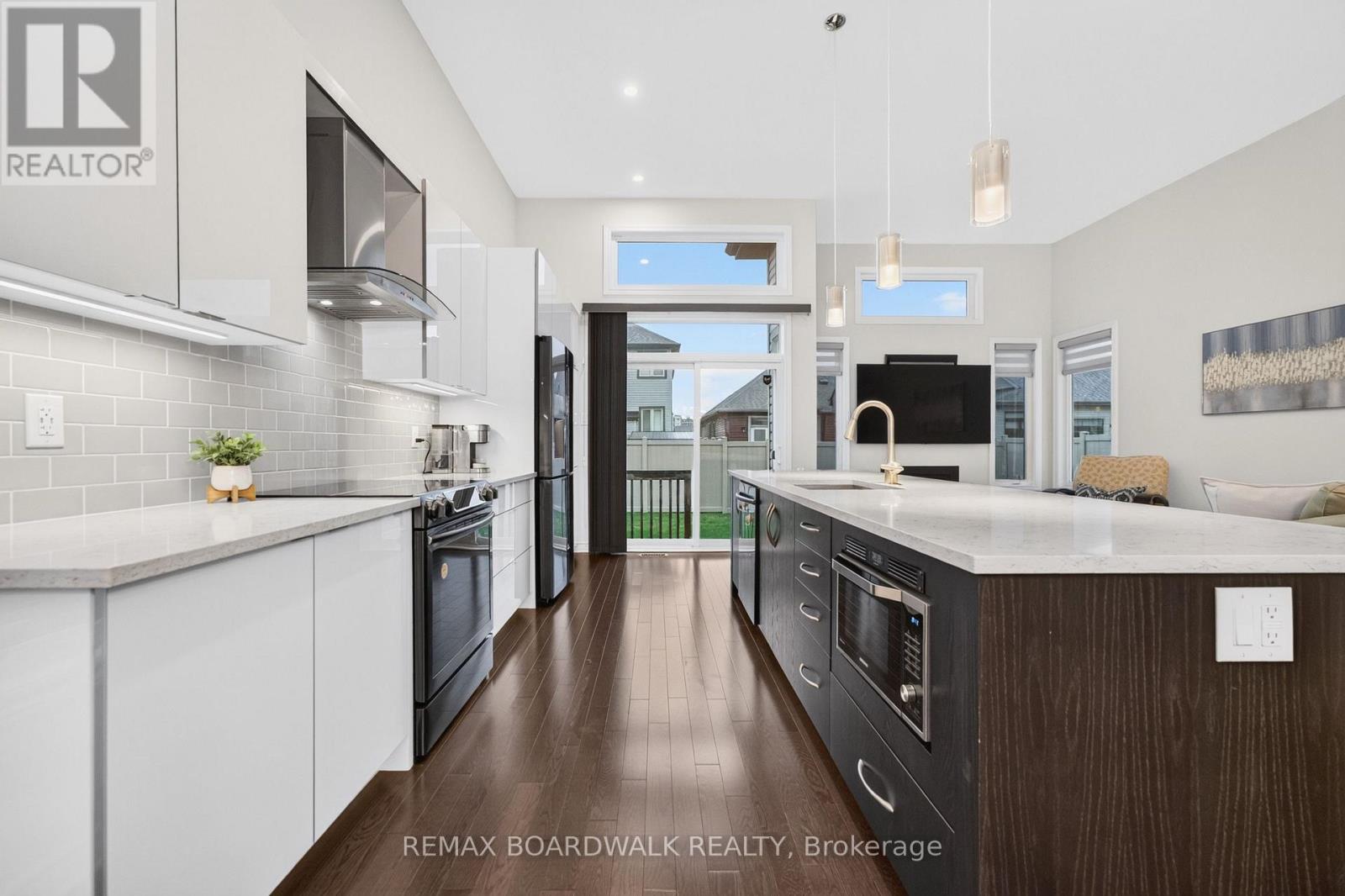 522 ACE STREET - 18