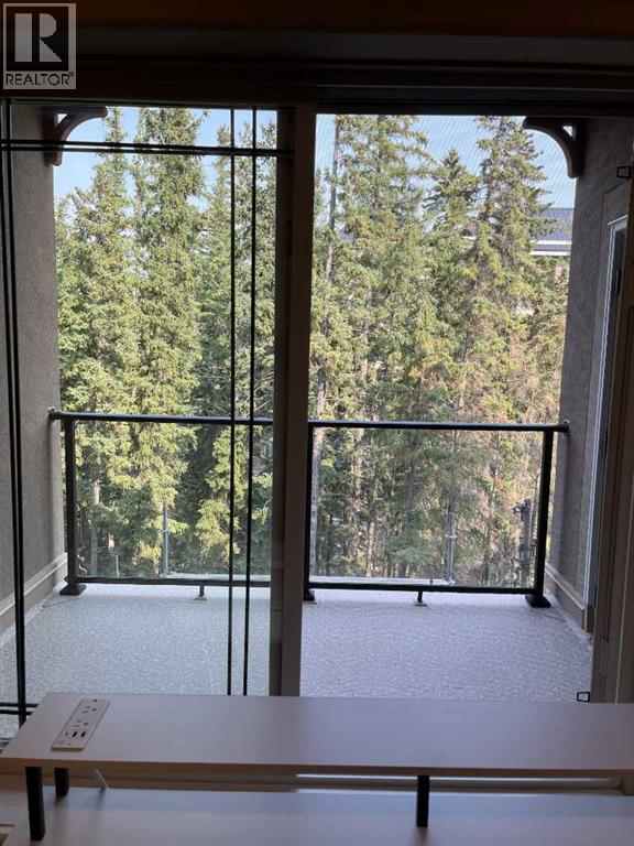 #305 30 Discovery Ridge Close SW - 38