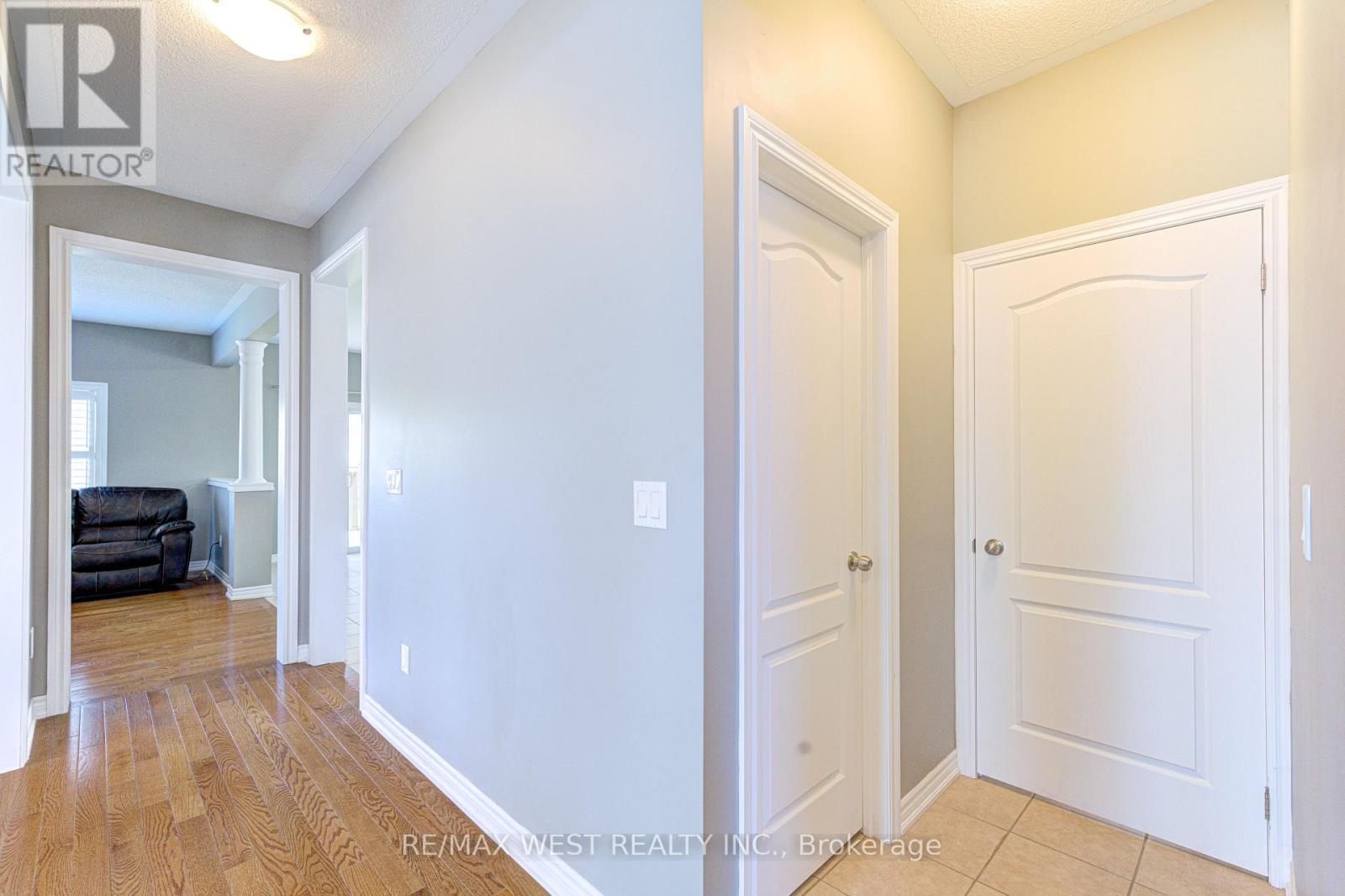108 DECAROLIS CRESCENT - 14