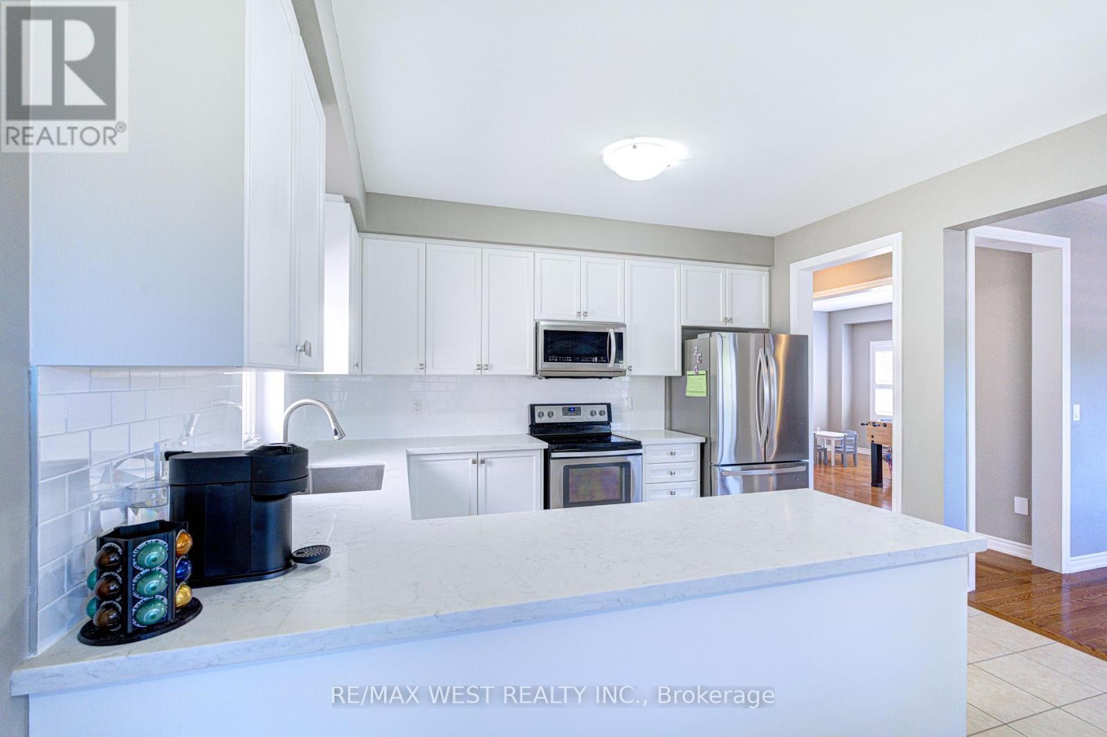 108 DECAROLIS CRESCENT - 23