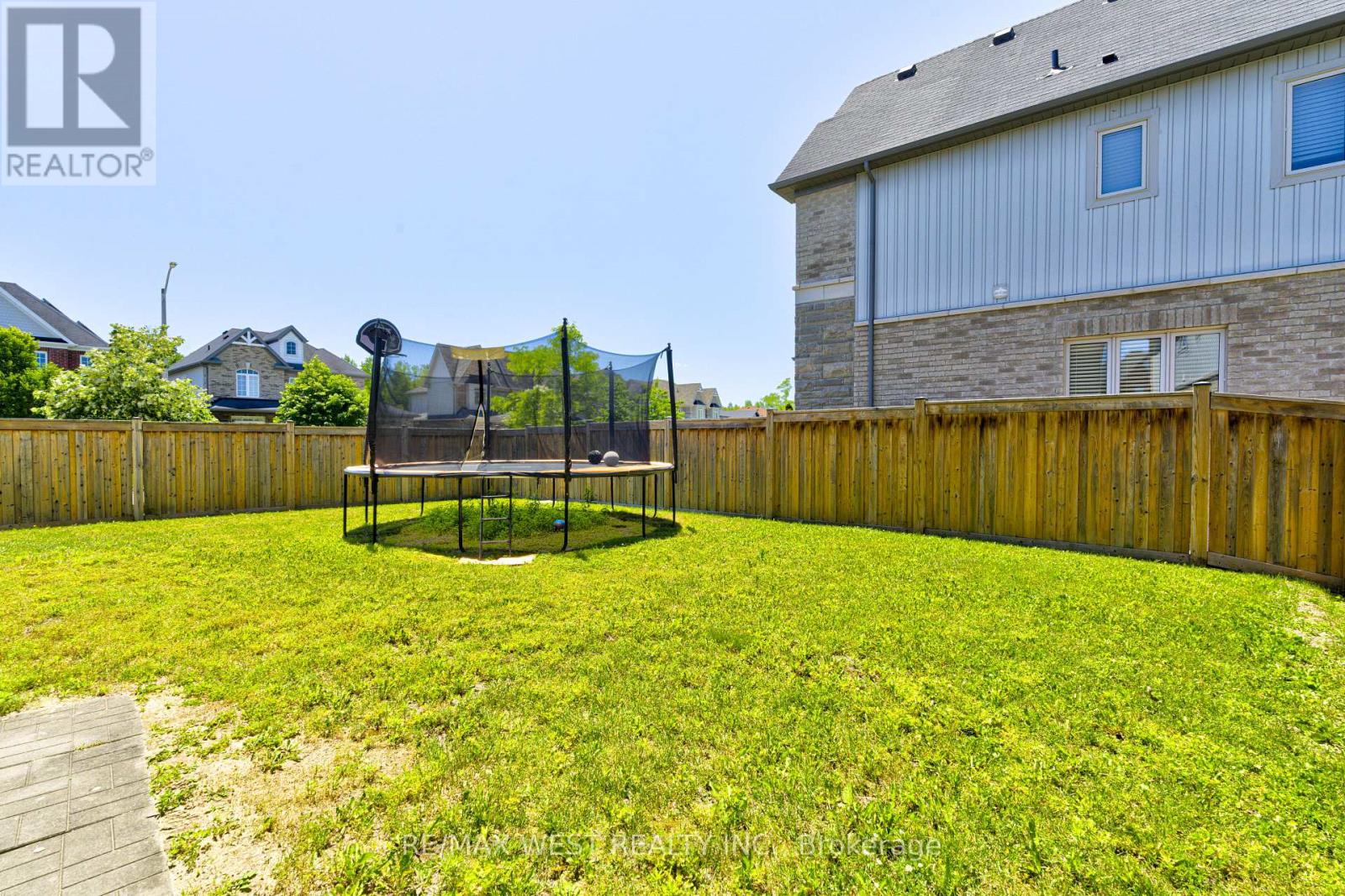 108 DECAROLIS CRESCENT - 48