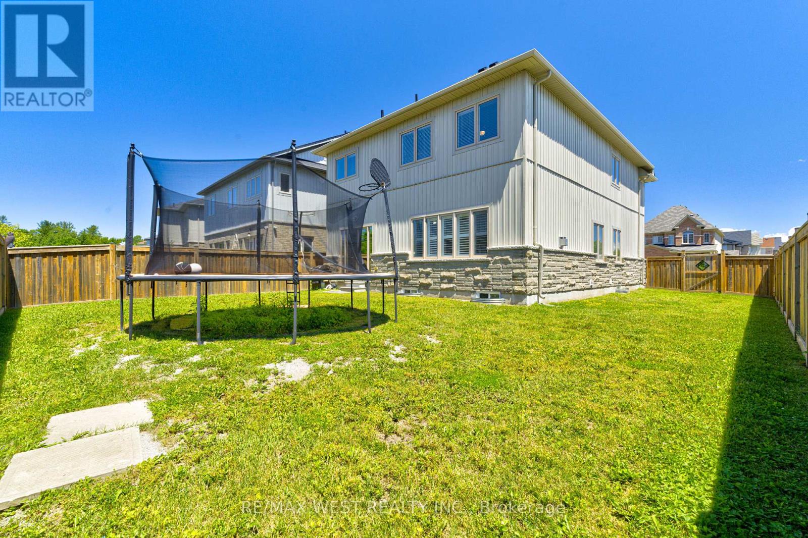 108 DECAROLIS CRESCENT - 49