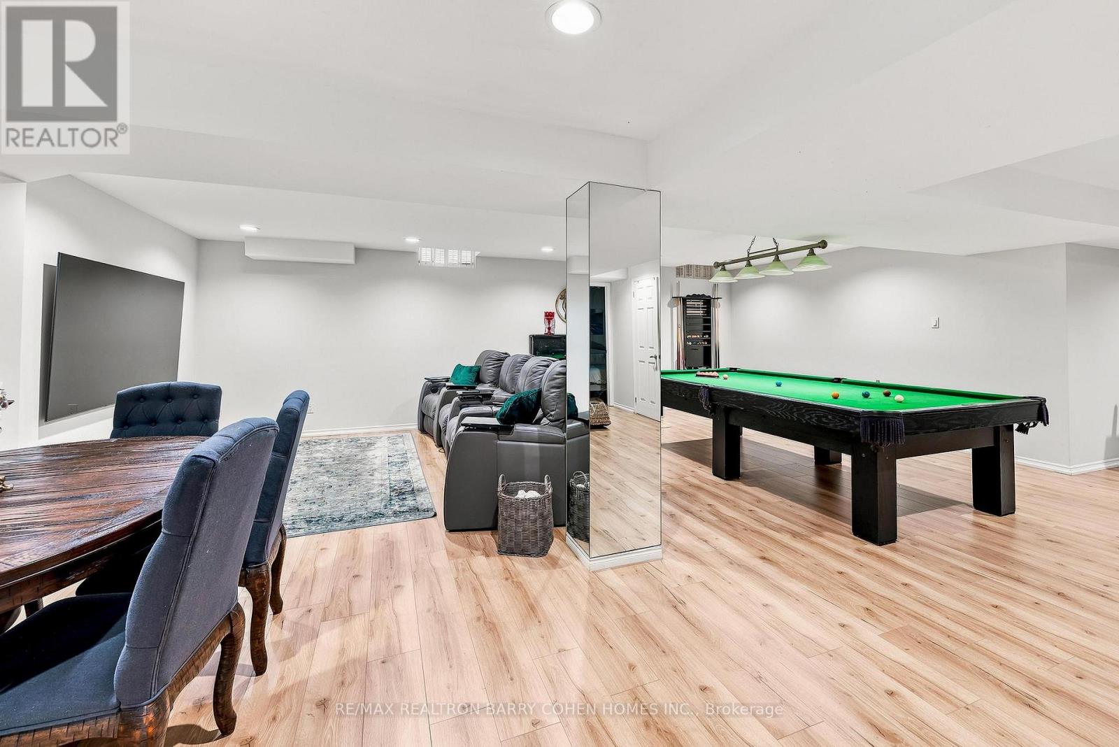4 HASHBURY PLACE - 36