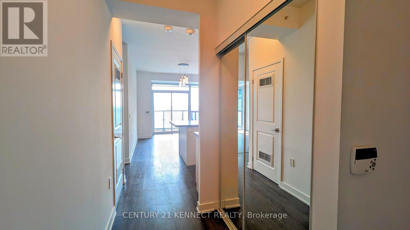 #LPH11 75 ONEIDA CRESCENT - 5