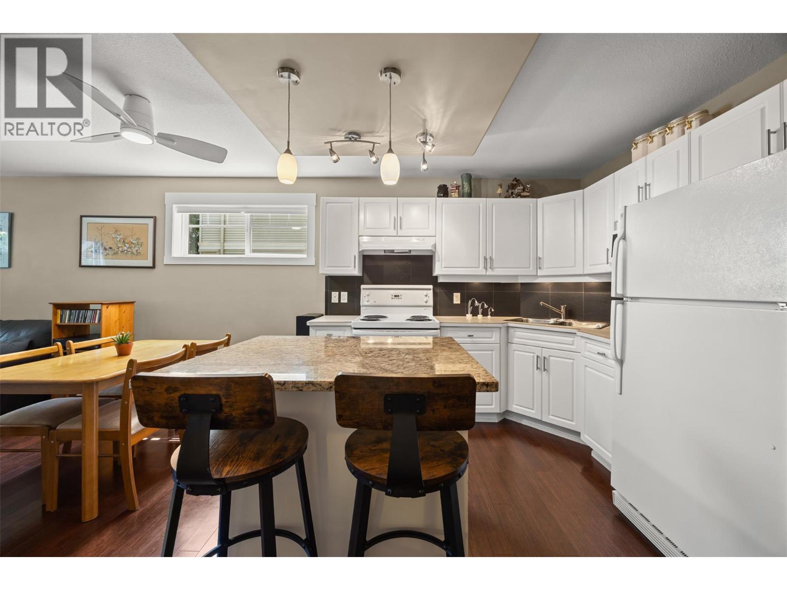 #108 1380 Dilworth Crescent - 14
