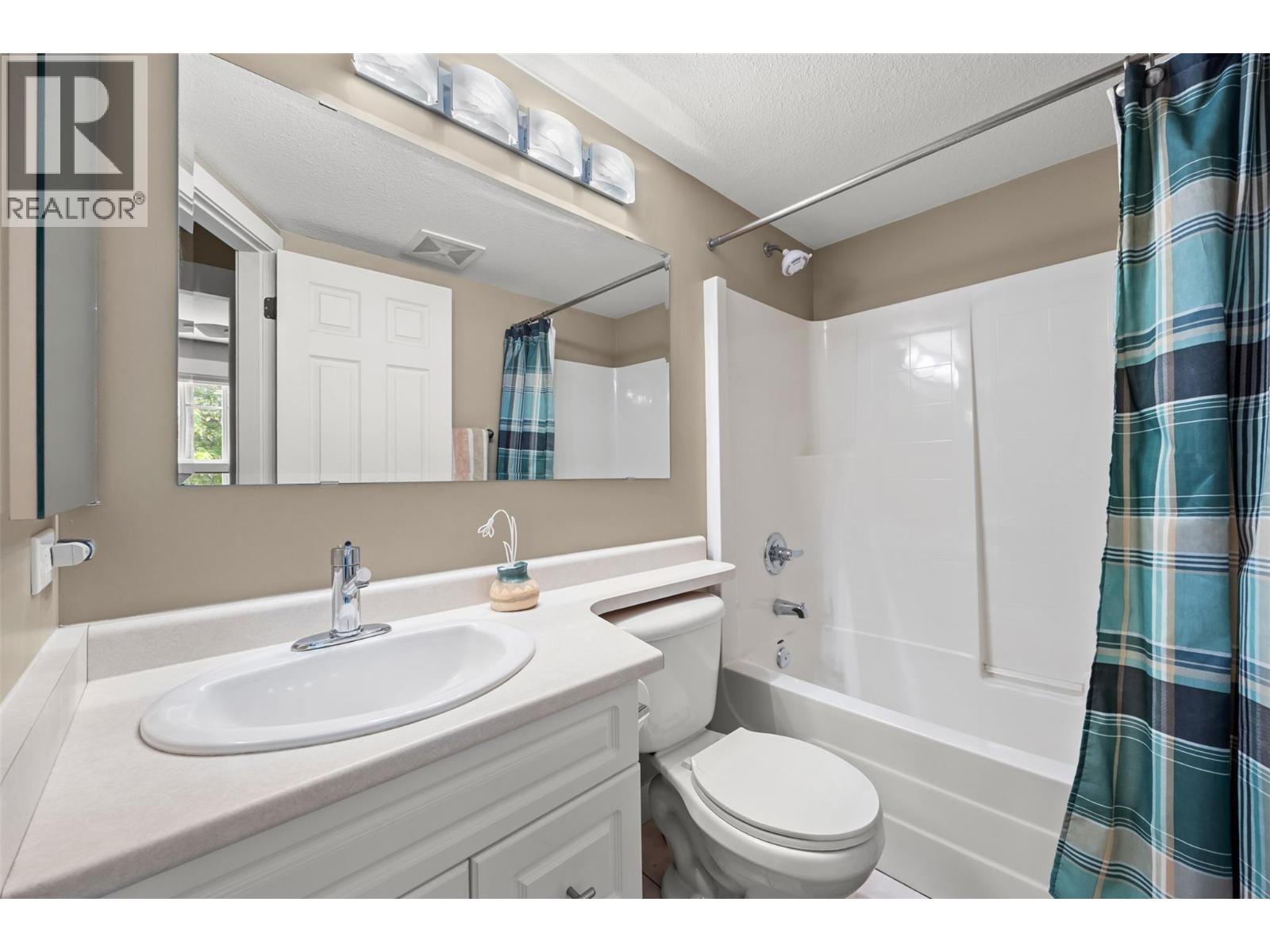 #108 1380 Dilworth Crescent - 16