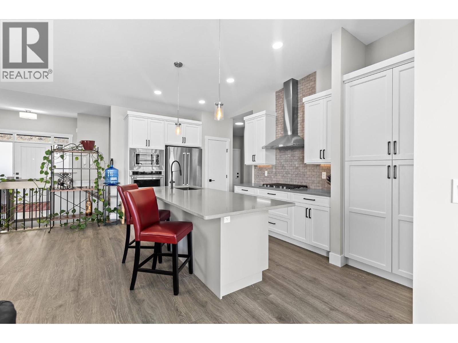 #15 7735 Okanagan Hills Boulevard - 19