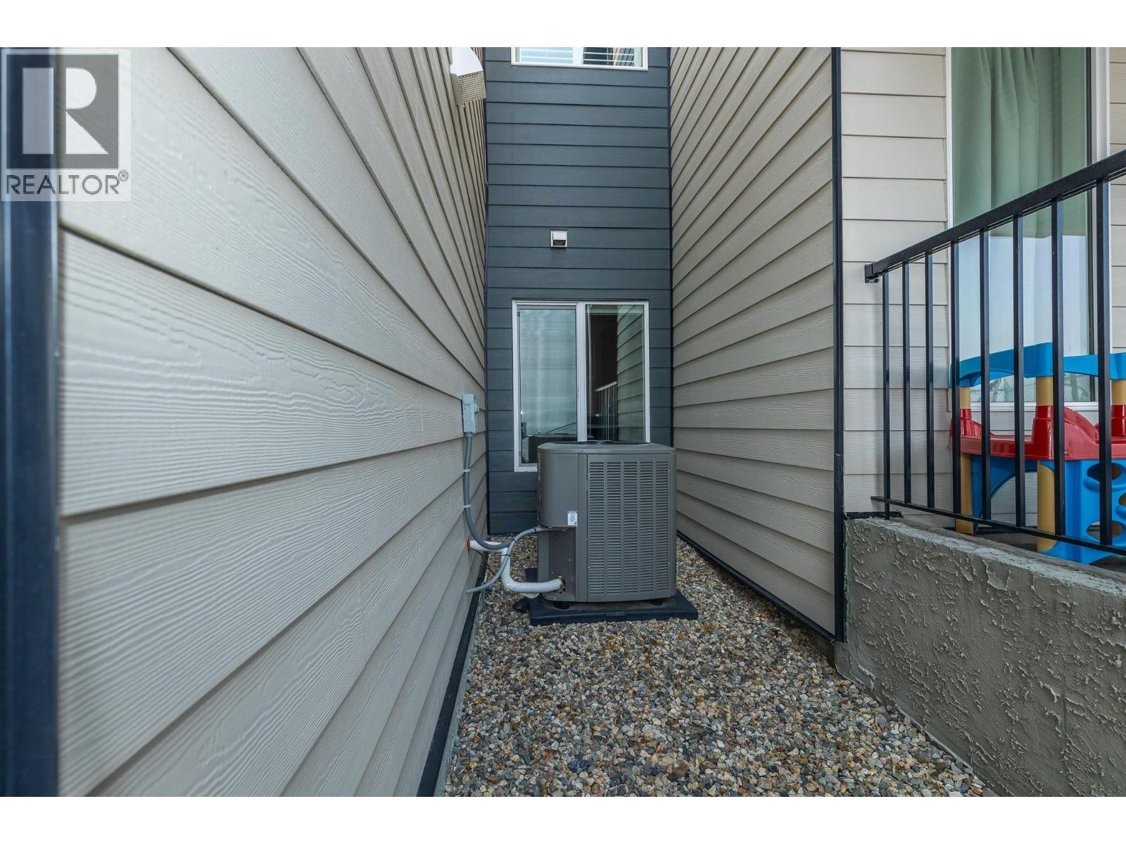 #15 7735 Okanagan Hills Boulevard - 84