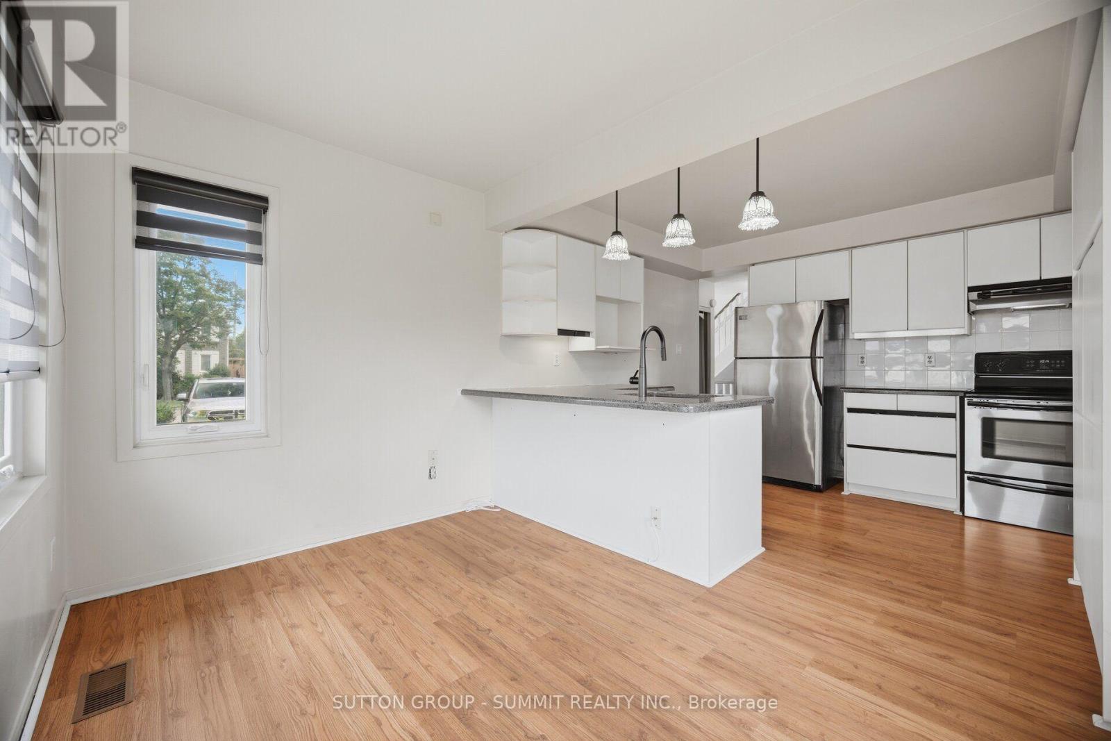 667 GREEN MEADOW CRESCENT - Image 21