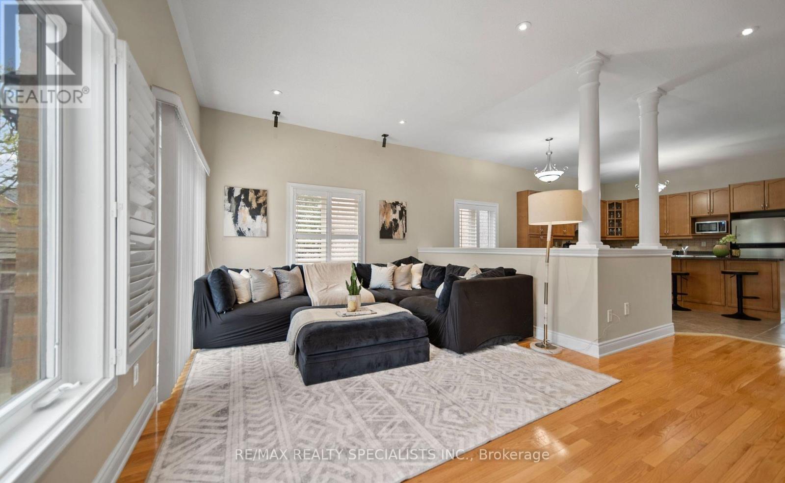 31 SAINT HUBERT DRIVE - 10