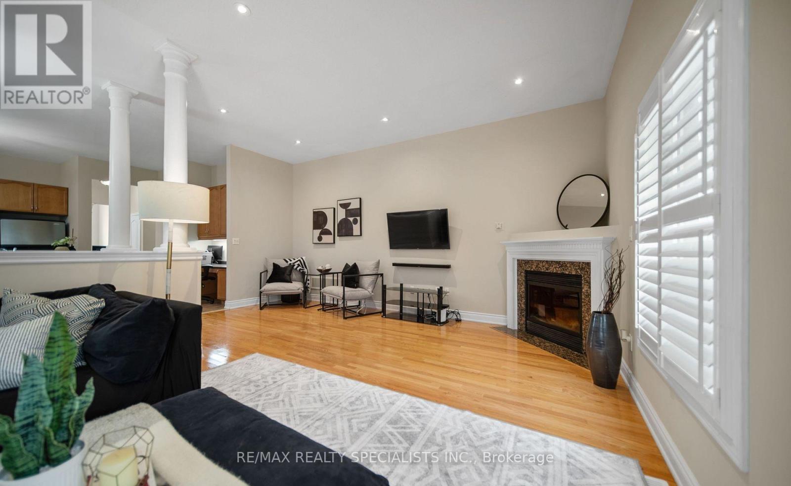 31 SAINT HUBERT DRIVE - 13