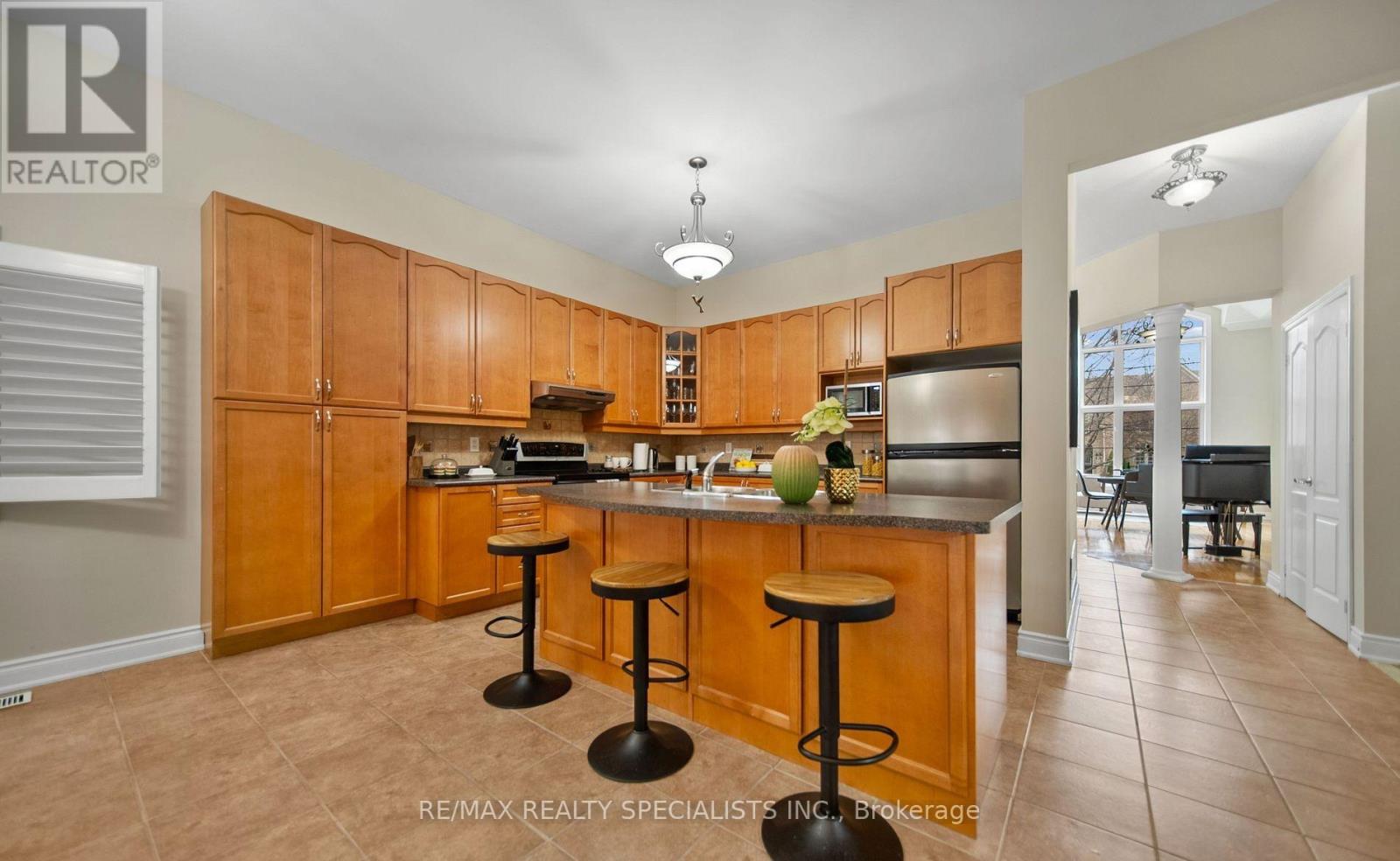 31 SAINT HUBERT DRIVE - 17