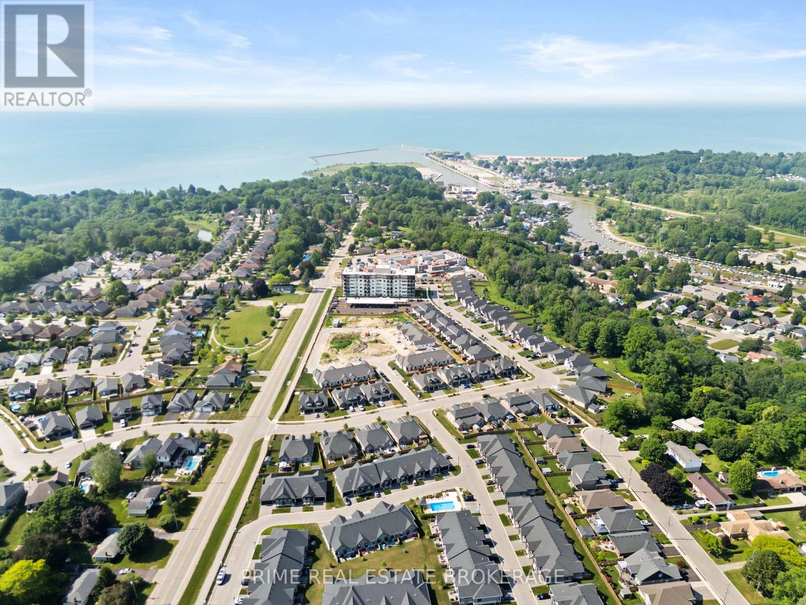 2 - 62 COMPASS TRAIL, Central Elgin (Port Stanley) — photo 3