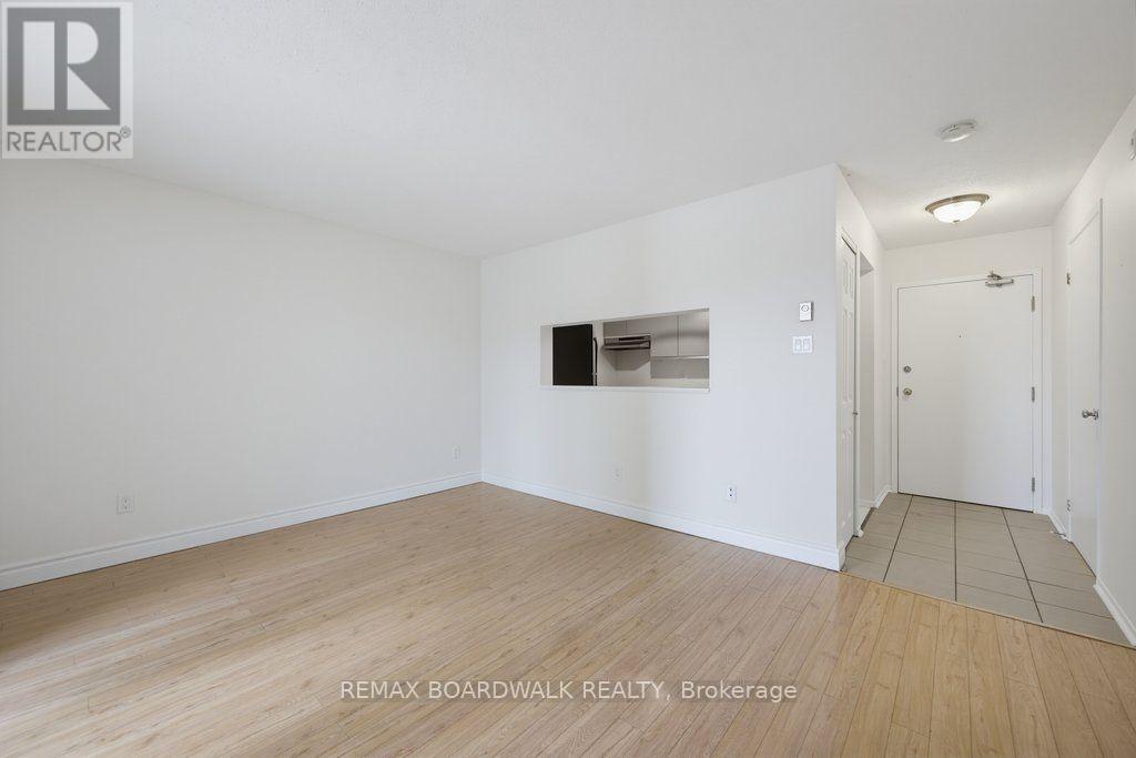 #207 250 BRITTANY DRIVE - 6