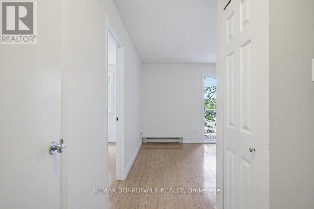 #207 250 BRITTANY DRIVE - 3