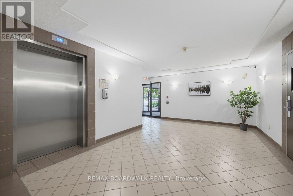 #207 250 BRITTANY DRIVE - 24