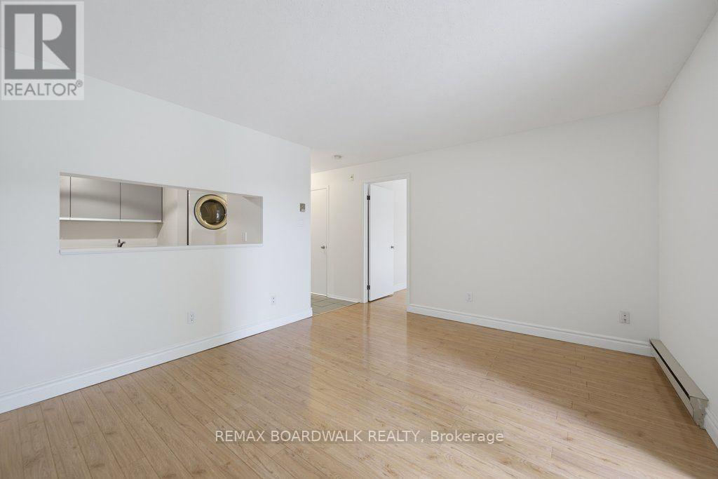 #207 250 BRITTANY DRIVE - 7