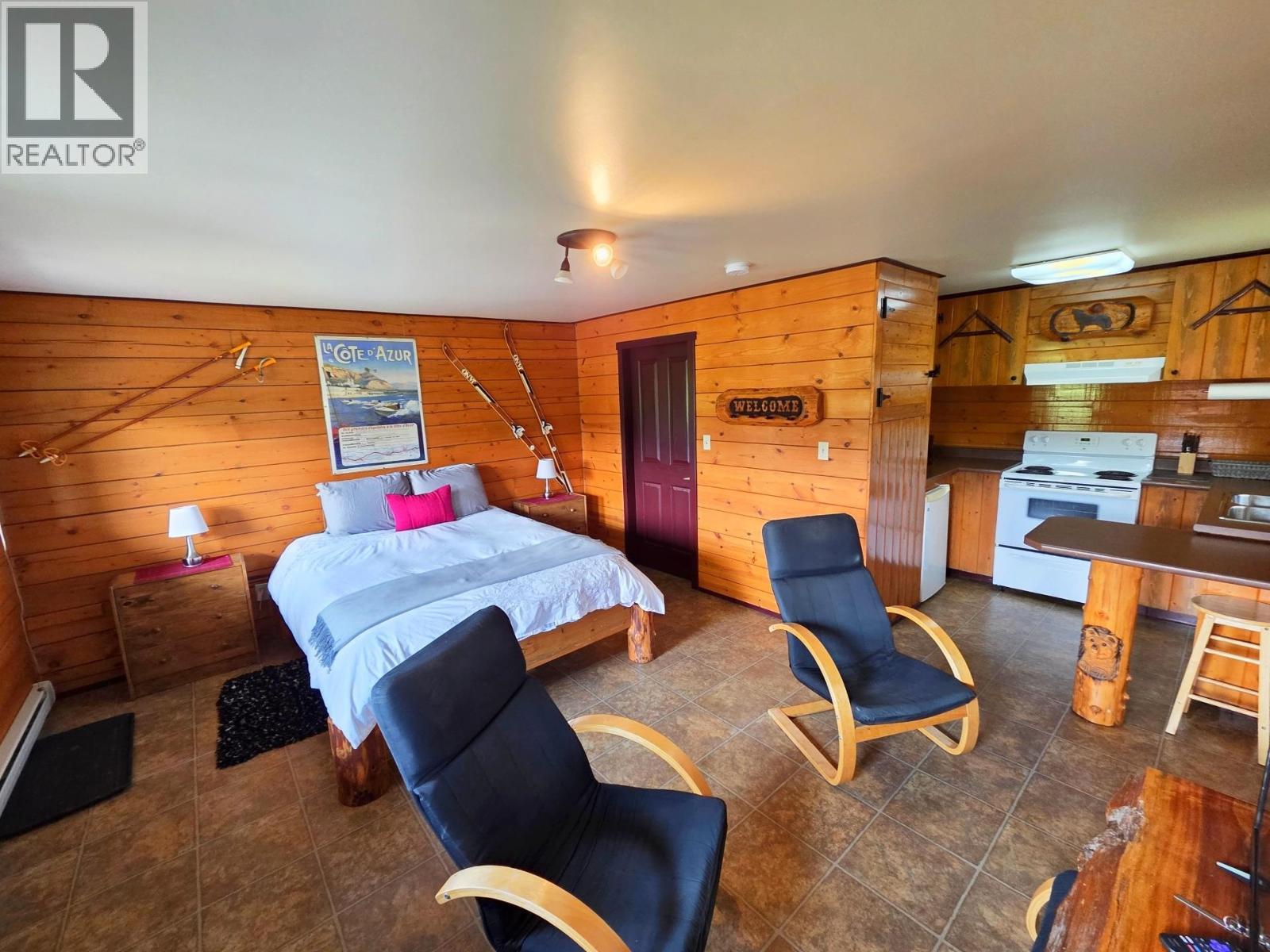 8170 LOOS ROAD - 36