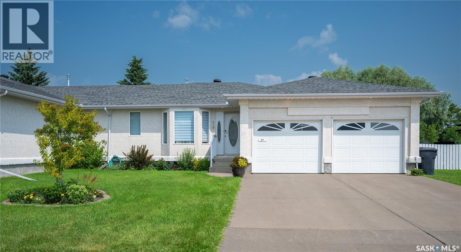 #3 78 Russell DRIVE - 1
