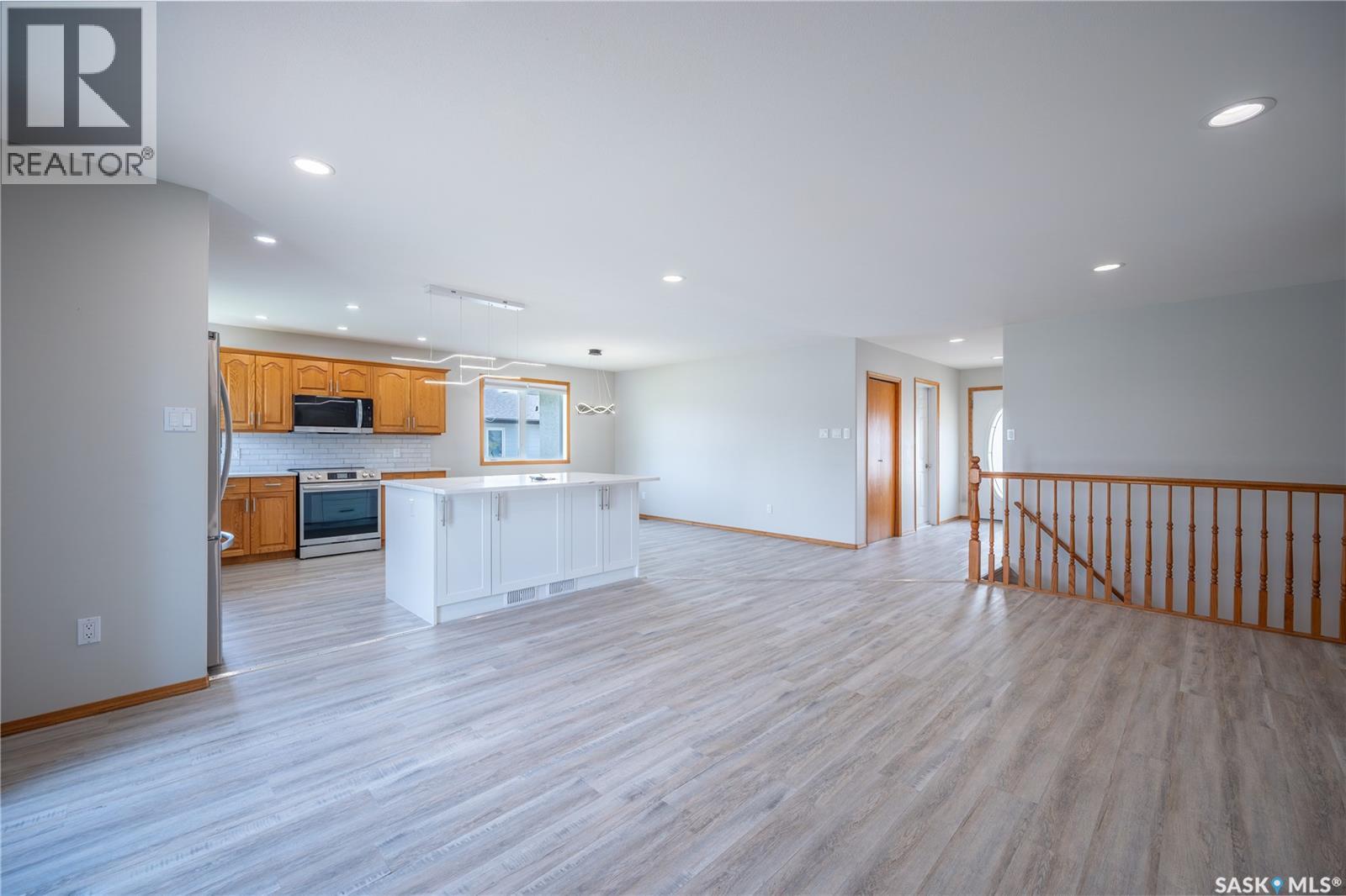 #3 78 Russell DRIVE - Image 16